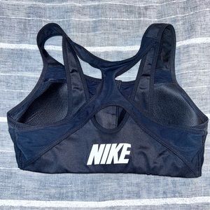 Nike Dri-Fit Women's High-Support Padded Front-Zip Sports Bra